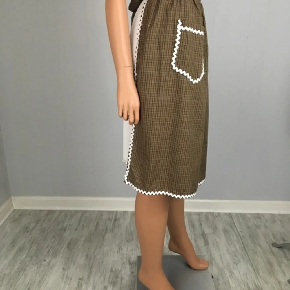Vintage Brown Half Apron White Rick Rack Pockets Handmade Tie Sash Green Black - Picture 6 of 14